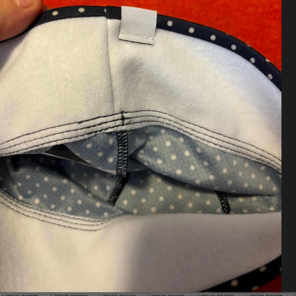 Autrement & Alors polka dot cuffless beanie made in Canada NWT - Picture 4 of 9